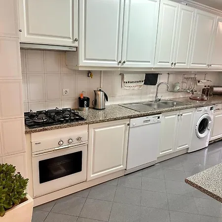 Apartment Laranjeiras Lisbon